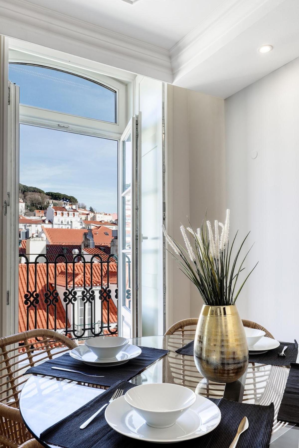 Lisbon Beautiful 2 Bedroom Apartment With Views In Rua Augusta Lizbona Zewnętrze zdjęcie